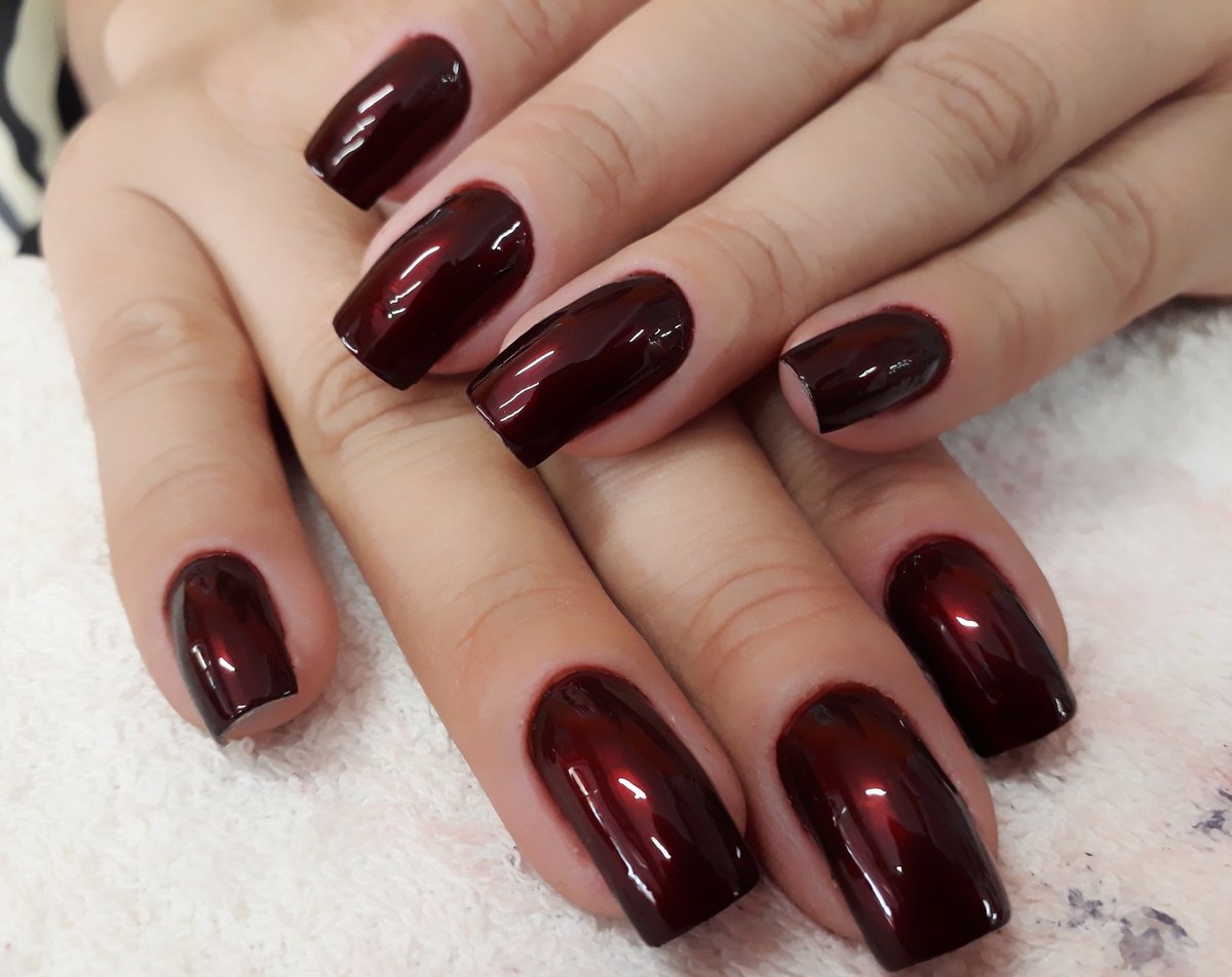 Unhas Decoradas Escuras: 50 Modelos de Tons Escuros