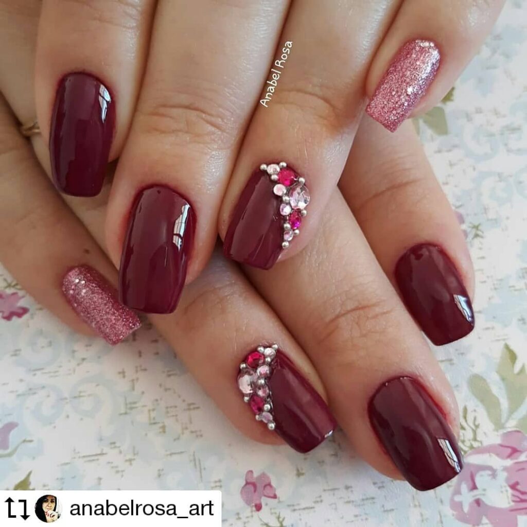 Unhas Vinho Decoradas: 22 Imagens para servir de inspiração!