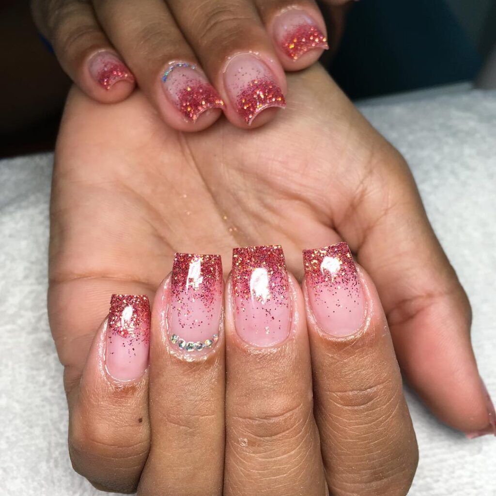 Unhas Banho de Gel: 50 Modelos e Dicas de passo a passo para fazer